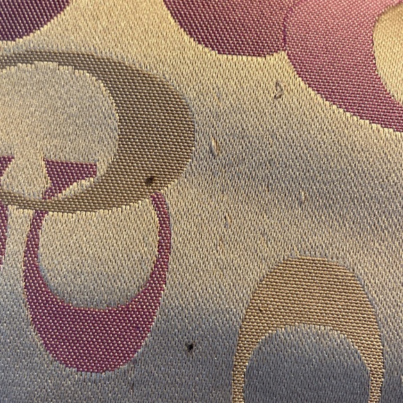 EUC  coach cream/ purple shoulder purse - Picture 9 of 10